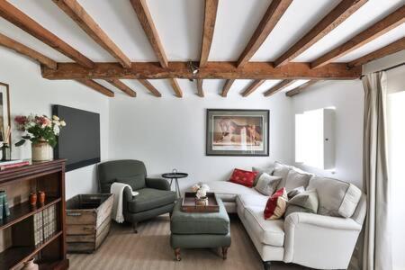 Two Rose Walk Cottage Cotswolds Moreton-in-Marsh ภายนอก รูปภาพ